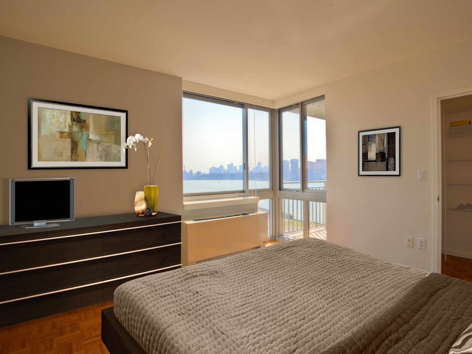 Photo of Avalon Riverview in Long Island City, New York, United States - 8 Picture of Point of interest, Establishment, Real estate agency