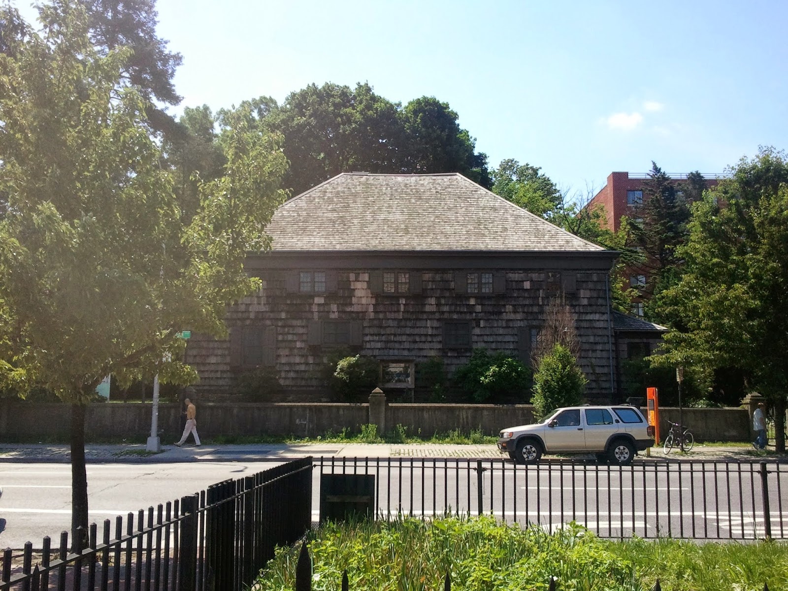 Photo of Flushing Friends Meeting in Queens City, New York, United States - 1 Picture of Point of interest, Establishment, Place of worship, Library