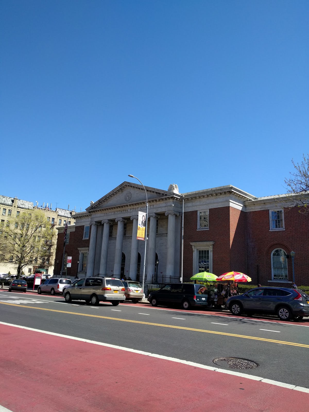 Photo of US Post Office in Flushing City, New York, United States - 1 Picture of Point of interest, Establishment, Finance, Post office