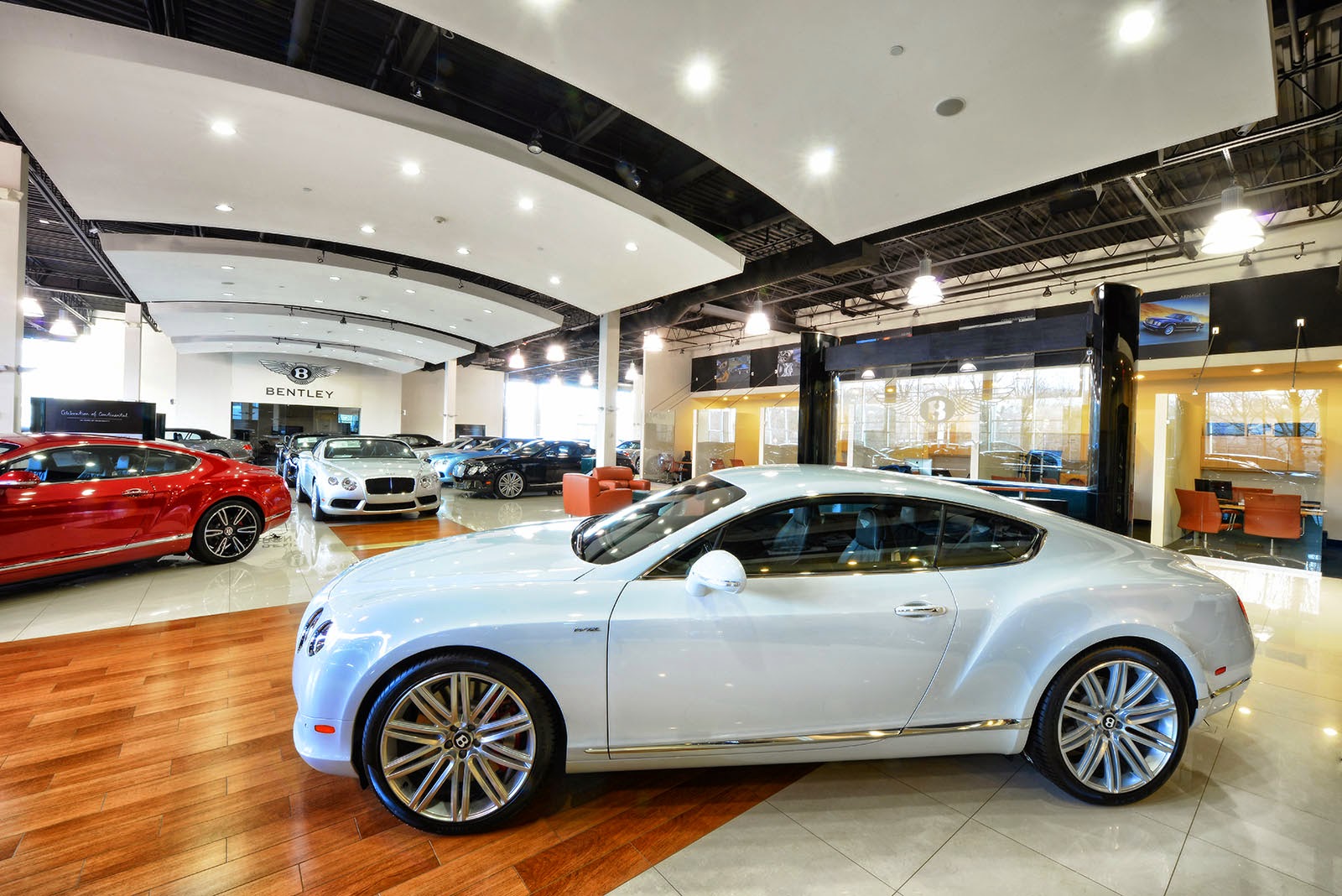 Photo of Bentley Long Island in Jericho City, New York, United States - 6 Picture of Point of interest, Establishment, Car dealer, Store