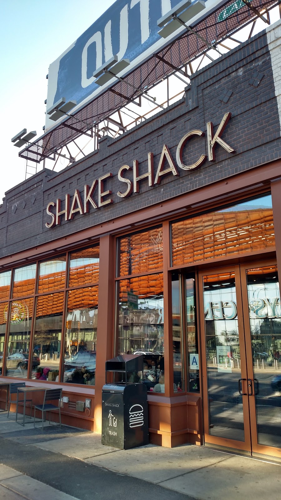 Photo of Shake Shack in Kings County City, New York, United States - 2 Picture of Restaurant, Food, Point of interest, Establishment, Store