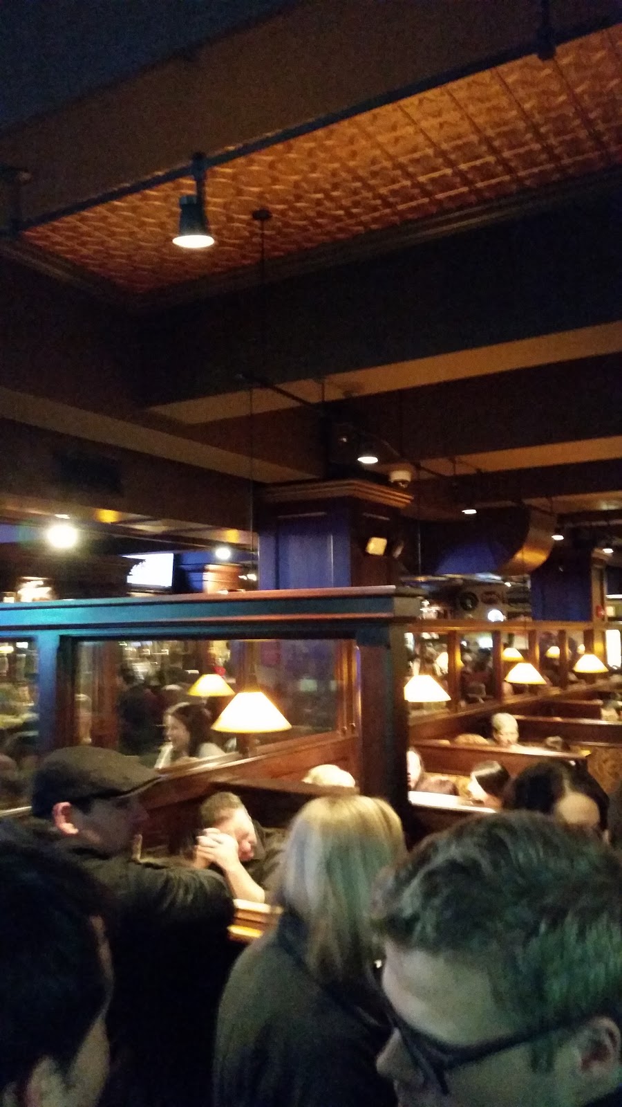Photo of Edison Ale House in Newark City, New Jersey, United States - 3 Picture of Restaurant, Food, Point of interest, Establishment, Bar