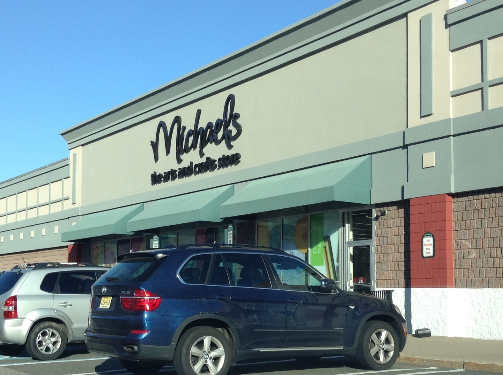 Photo of Michaels in Edgewater City, New Jersey, United States - 1 Picture of Point of interest, Establishment, Store