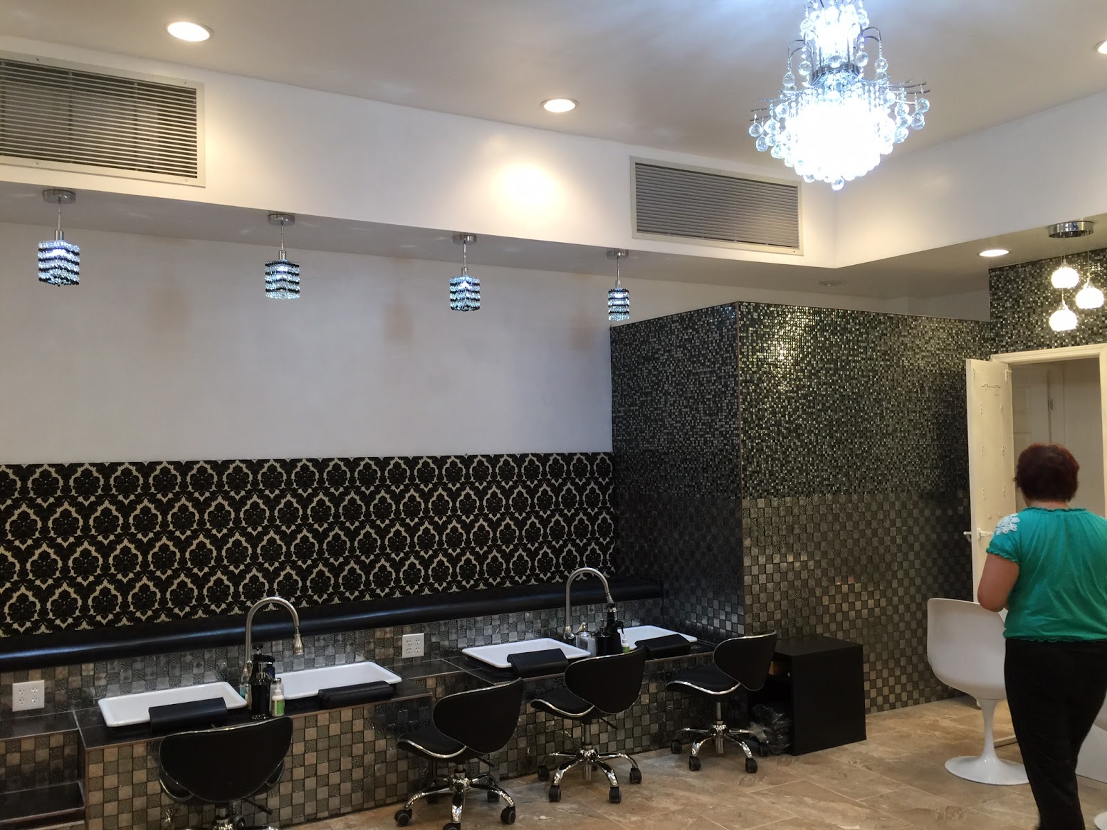 Photo of Lush Nail & Spa Boutique in Bayside City, New York, United States - 2 Picture of Point of interest, Establishment, Spa, Beauty salon, Hair care