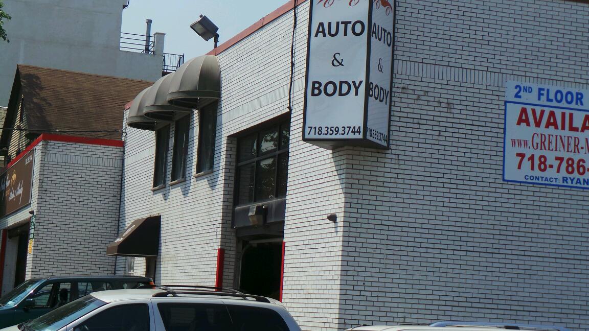 Photo of Boom Boom Car Interior in Flushing City, New York, United States - 1 Picture of Point of interest, Establishment, Store, Car repair