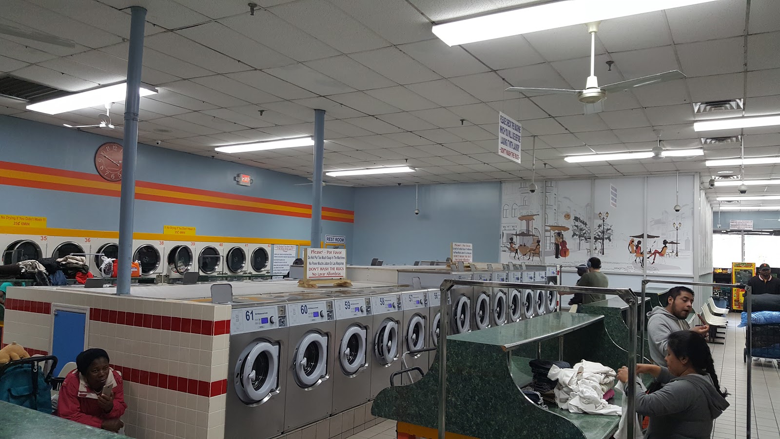 Photo of Laundry Giant in Bronx City, New York, United States - 9 Picture of Point of interest, Establishment, Laundry