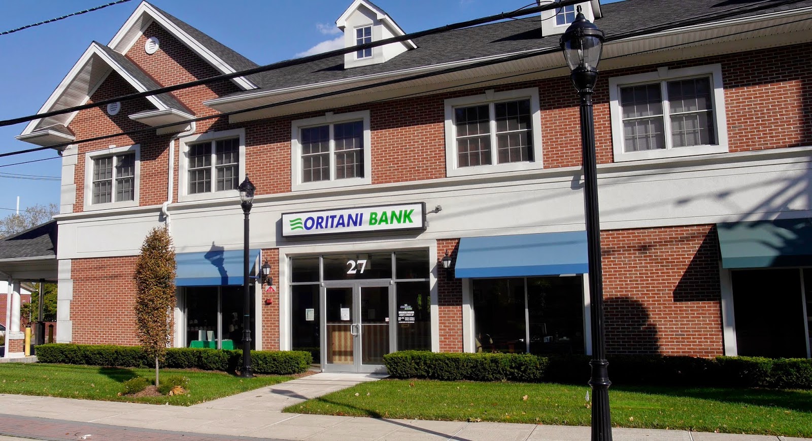 Photo of Oritani Bank in Emerson City, New Jersey, United States - 1 Picture of Point of interest, Establishment, Finance, Atm, Bank