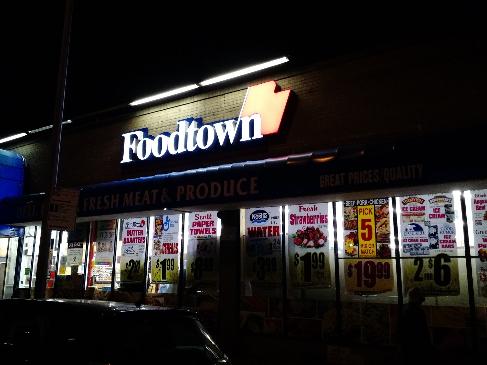 Photo of Foodtown in Queens City, New York, United States - 1 Picture of Food, Point of interest, Establishment, Store, Grocery or supermarket