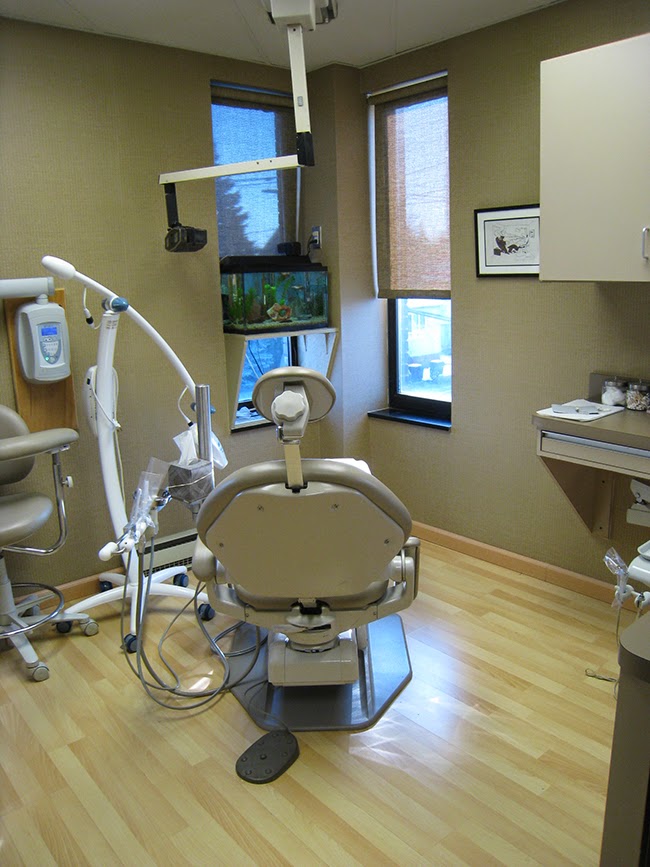 Photo of Jacobs Alvin C DDS in Fort Lee City, New Jersey, United States - 3 Picture of Point of interest, Establishment, Health, Dentist