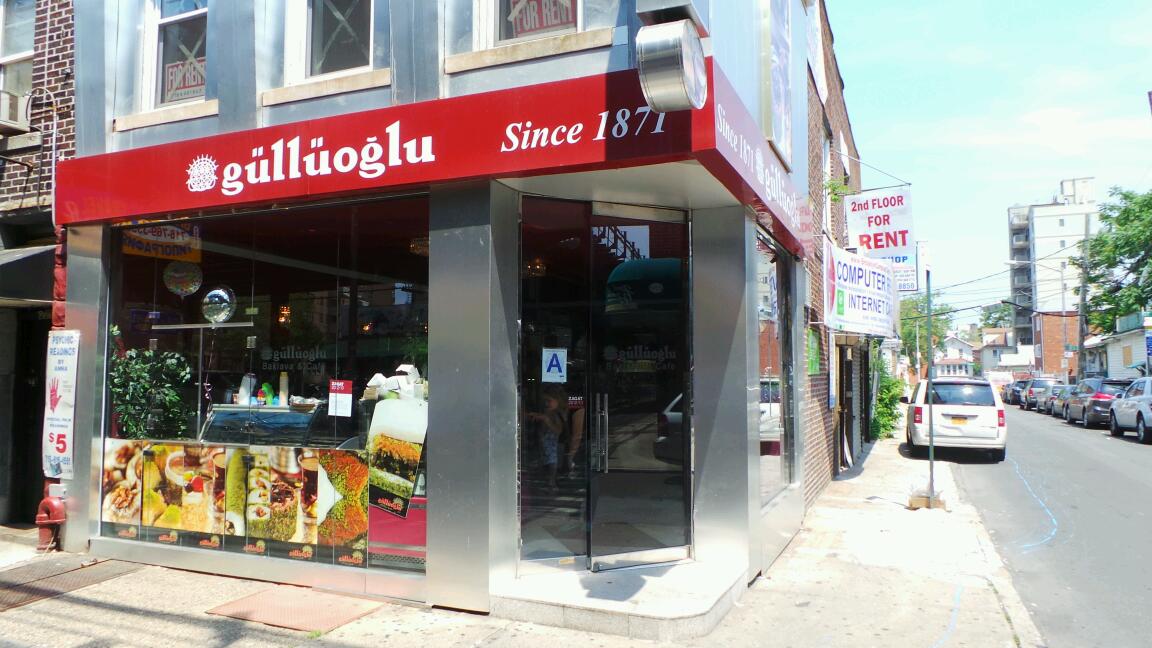 Photo of Güllüoglu in Brooklyn City, New York, United States - 2 Picture of Restaurant, Food, Point of interest, Establishment, Cafe