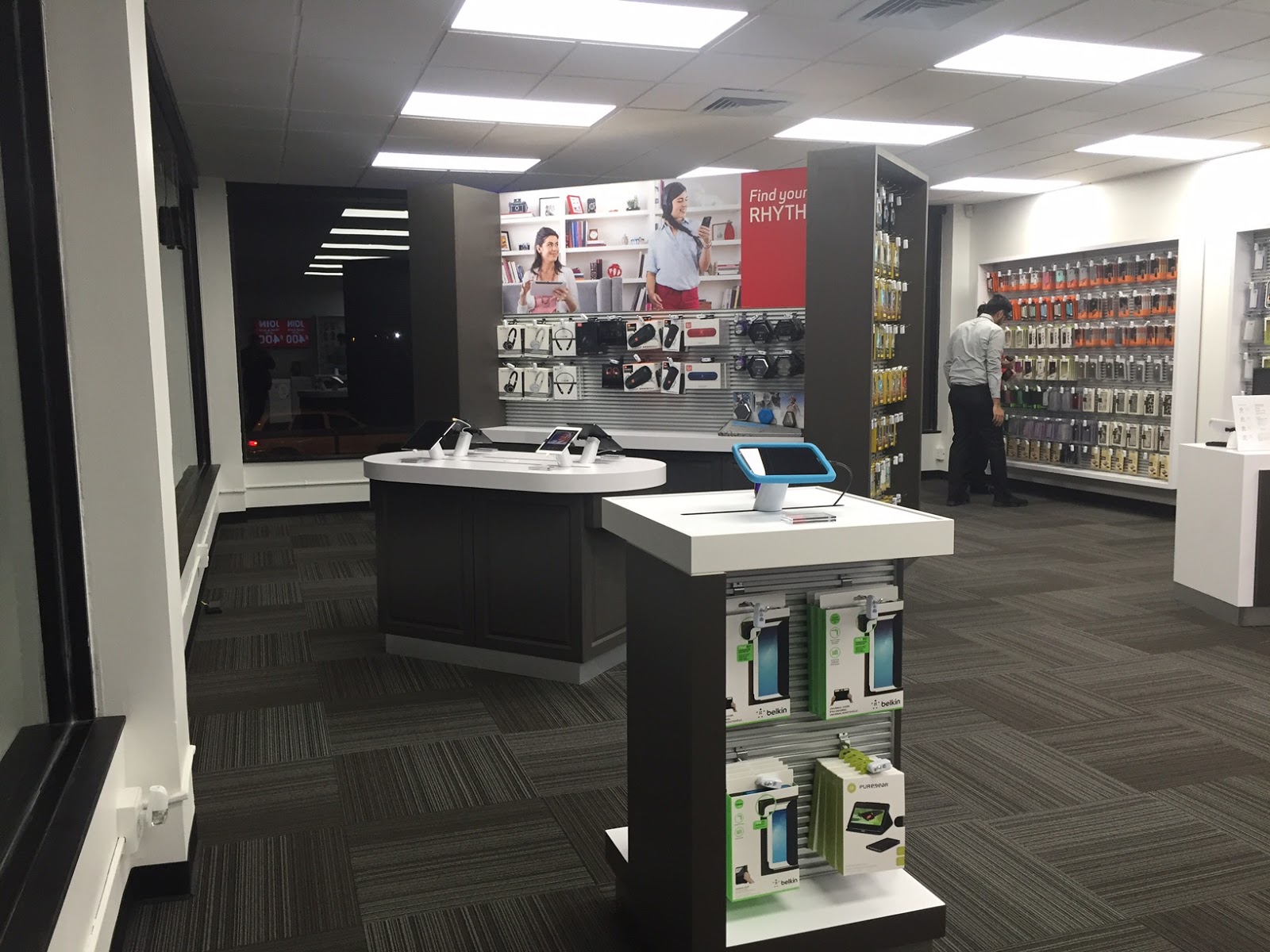 Photo of Verizon Wireless in Richmond City, New York, United States - 3 Picture of Point of interest, Establishment, Store