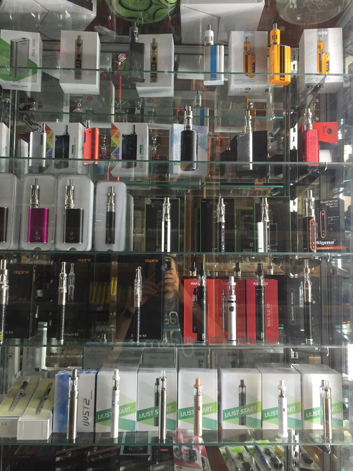 Photo of Vape N Cloud Smoke Shop in Kings County City, New York, United States - 1 Picture of Point of interest, Establishment, Store