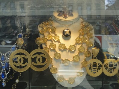 Photo of Glitz & Glory in New York City, New York, United States - 7 Picture of Point of interest, Establishment, Store, Jewelry store