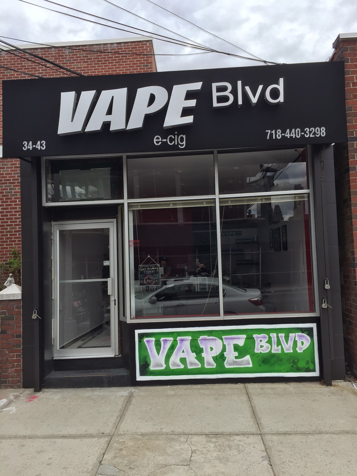 Photo of Vape Blvd in Queens City, New York, United States - 6 Picture of Point of interest, Establishment, Store