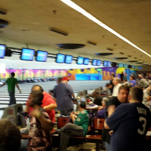 Photo of Jersey Lanes in Linden City, New Jersey, United States - 2 Picture of Point of interest, Establishment, Store, Bowling alley
