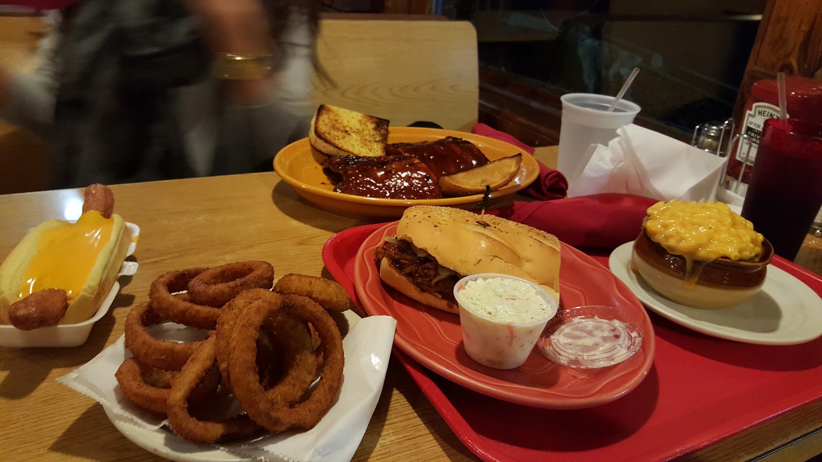 Photo of Cubby's BBQ Restaurant in Hackensack City, New Jersey, United States - 3 Picture of Restaurant, Food, Point of interest, Establishment