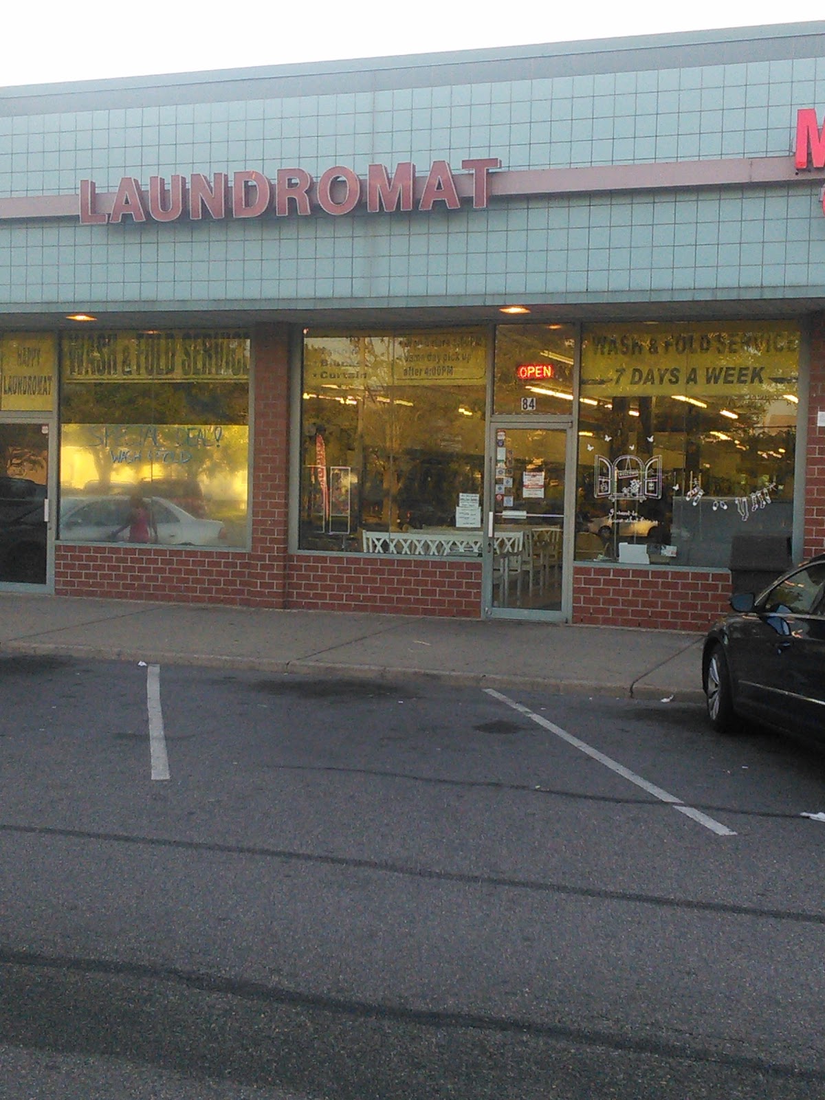 Photo of Laundromat in Clifton City, New Jersey, United States - 1 Picture of Point of interest, Establishment, Laundry