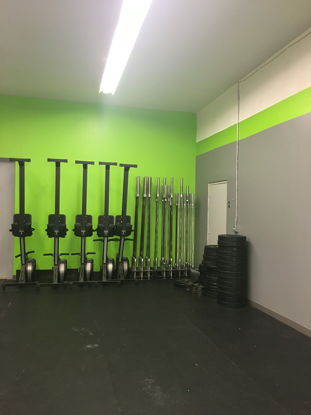 Photo of Invitto Fitness (Home of Invitto Crossfit) in Hackensack City, New Jersey, United States - 2 Picture of Point of interest, Establishment, Health, Gym