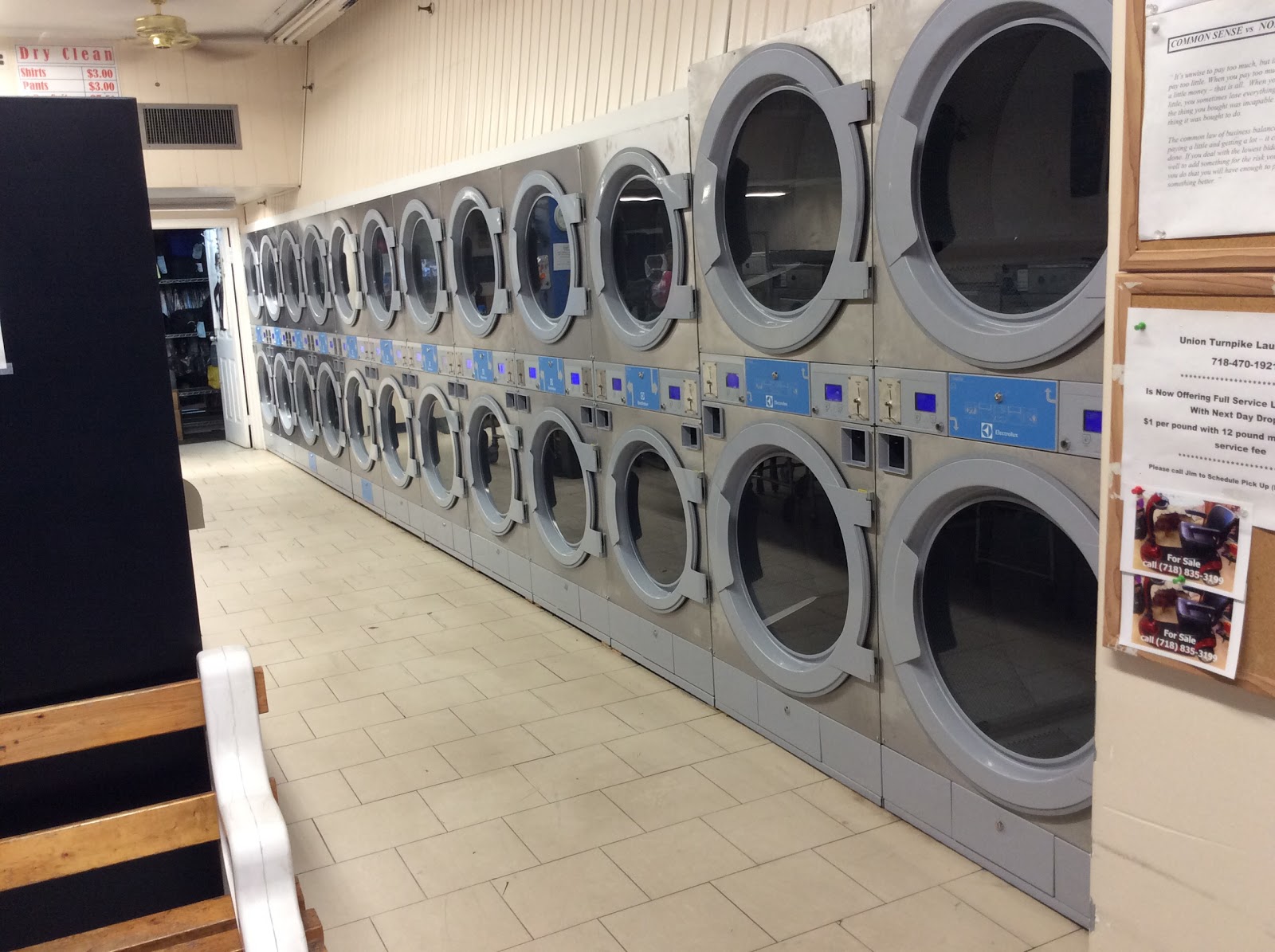 Photo of Union Turnpike Laundromat in Queens City, New York, United States - 6 Picture of Point of interest, Establishment, Laundry