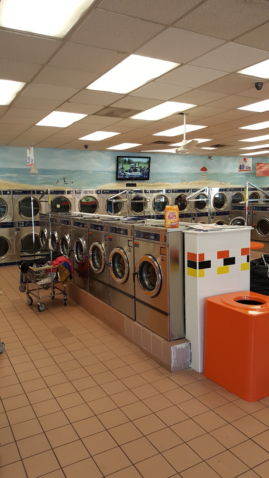 Photo of Speed Wash Of South Orange in South Orange City, New Jersey, United States - 2 Picture of Point of interest, Establishment, Laundry