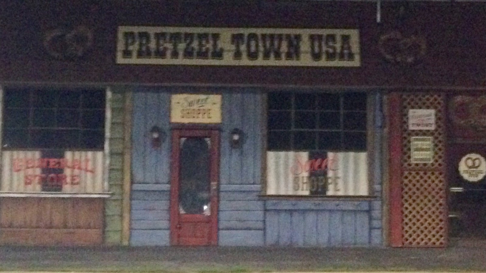 Photo of The Pretzel Stop PRETZELTOWN in Rockville Centre City, New York, United States - 3 Picture of Food, Point of interest, Establishment, Store