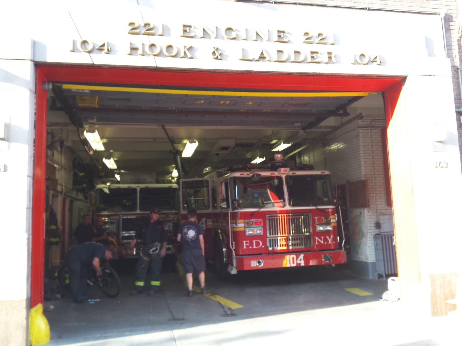 Photo of FDNY Engine 221 & Ladder 104 in Kings County City, New York, United States - 1 Picture of Point of interest, Establishment, Fire station
