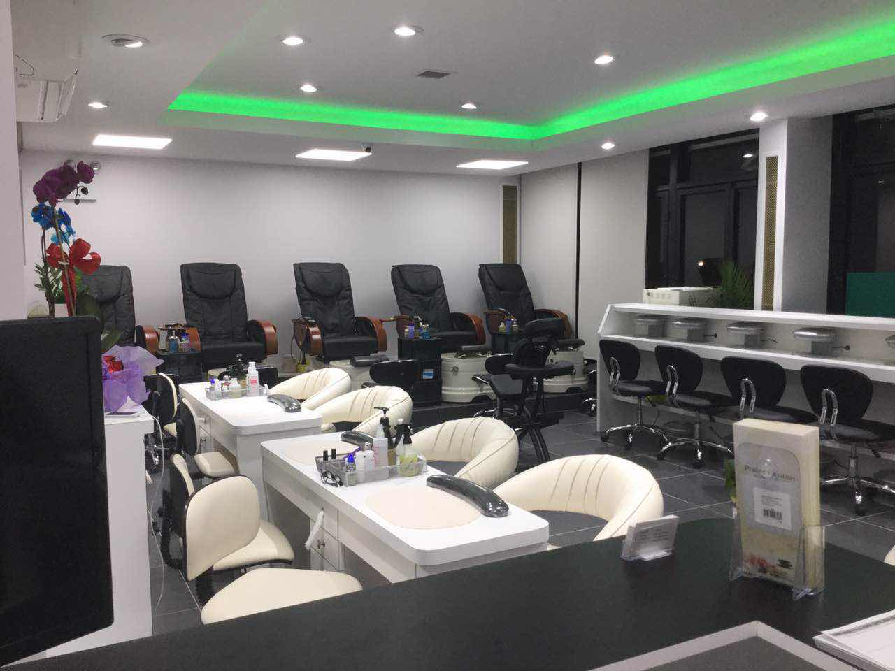 Photo of Perfect Polish nail and spa in New York City, New York, United States - 5 Picture of Point of interest, Establishment, Beauty salon, Hair care