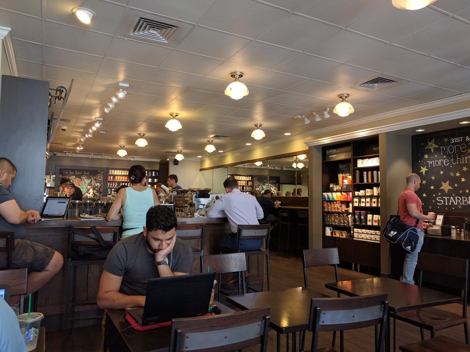 Photo of Starbucks in Queens City, New York, United States - 1 Picture of Food, Point of interest, Establishment, Store, Cafe