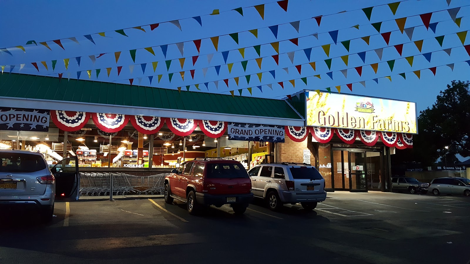 Photo of Associated Foods in Queens City, New York, United States - 1 Picture of Food, Point of interest, Establishment, Store, Grocery or supermarket