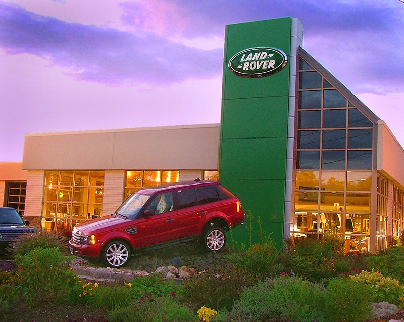 Photo of Land Rover Glen Cove in Glen Cove City, New York, United States - 2 Picture of Point of interest, Establishment, Car dealer, Store, Car repair