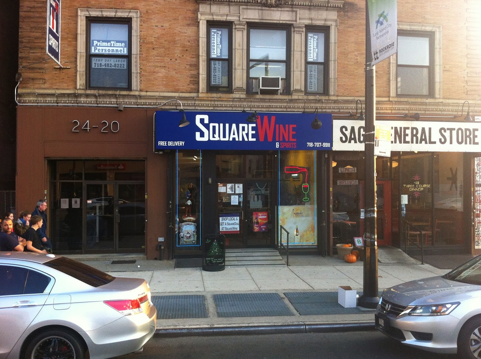 Photo of SquareWine & Spirits in Long Island City, New York, United States - 1 Picture of Food, Point of interest, Establishment, Store, Liquor store