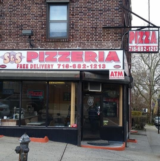 Photo of S&S Pizza in Staten Island City, New York, United States - 3 Picture of Restaurant, Food, Point of interest, Establishment, Meal takeaway, Meal delivery