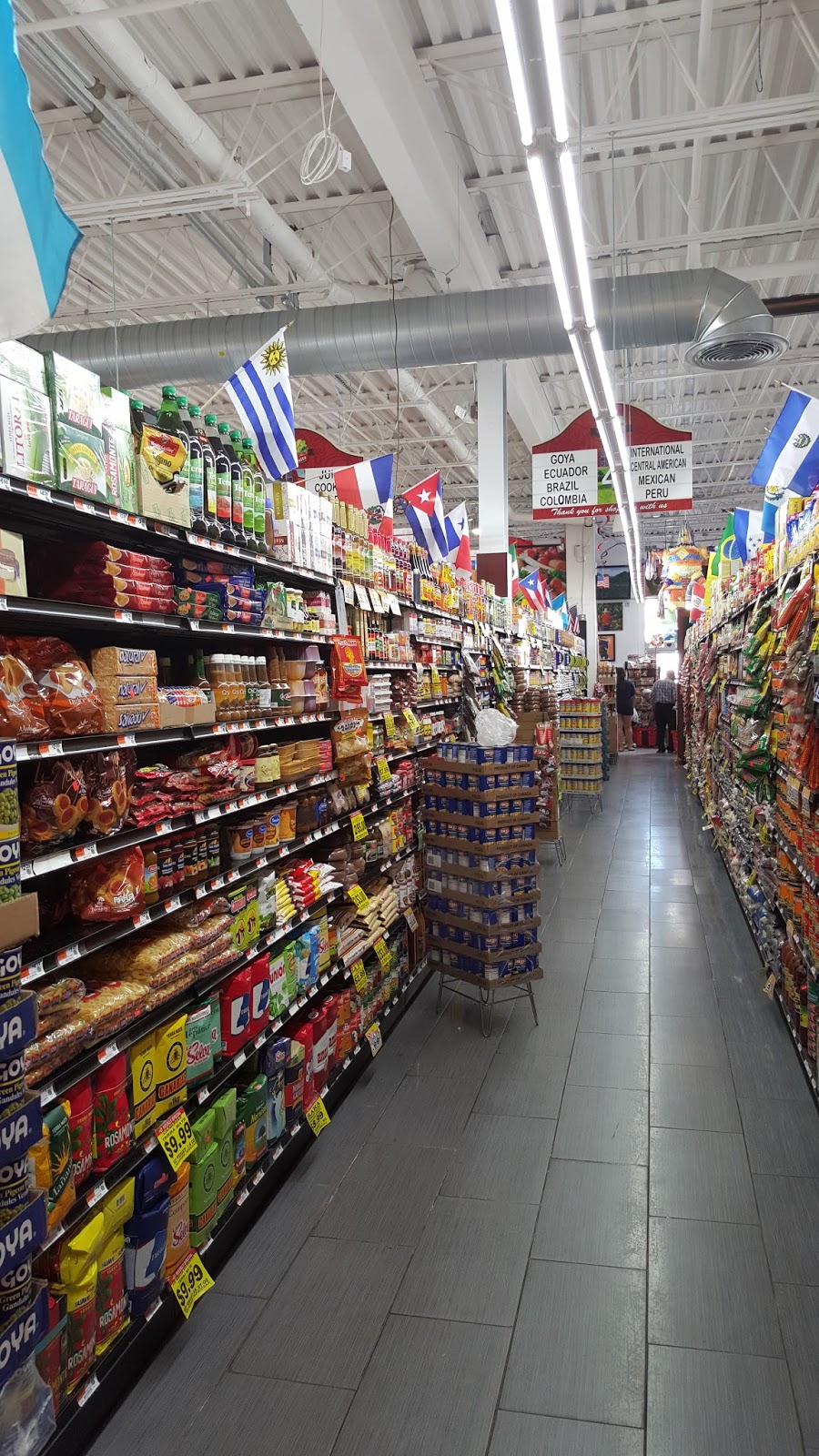 Photo of La Placita Supermarket in Union City, New Jersey, United States - 4 Picture of Food, Point of interest, Establishment, Store, Grocery or supermarket