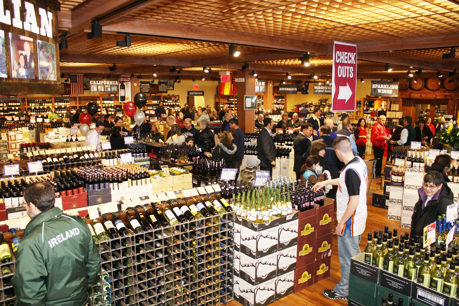 Photo of Stew Leonard's Wines of Carle Place in Carle Place City, New York, United States - 3 Picture of Food, Point of interest, Establishment, Store, Liquor store