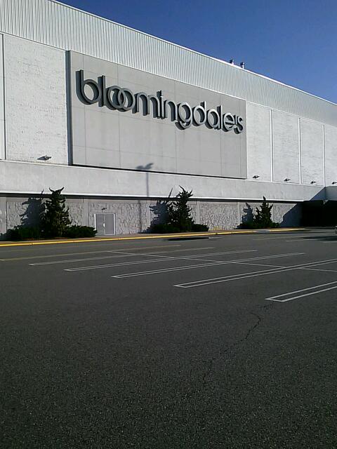 Photo of Bloomingdale's in Wayne City, New Jersey, United States - 1 Picture of Point of interest, Establishment, Store, Clothing store