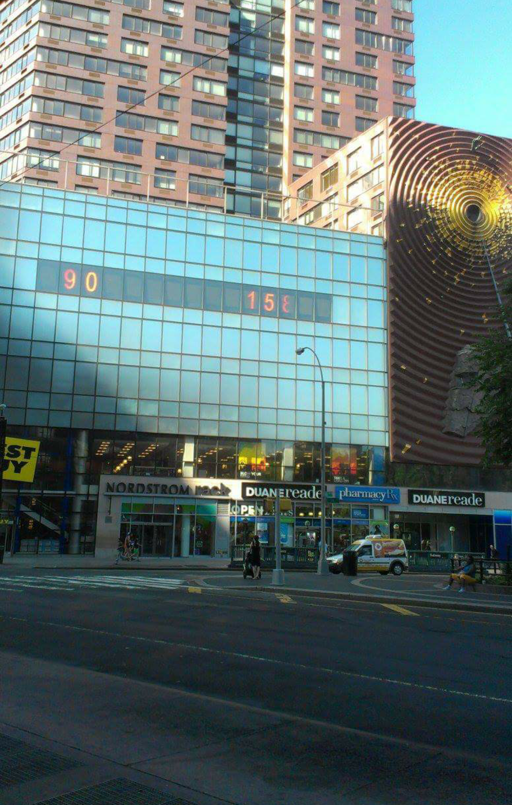 Photo of Duane Reade in New York City, New York, United States - 7 Picture of Food, Point of interest, Establishment, Store, Health, Convenience store, Home goods store, Electronics store