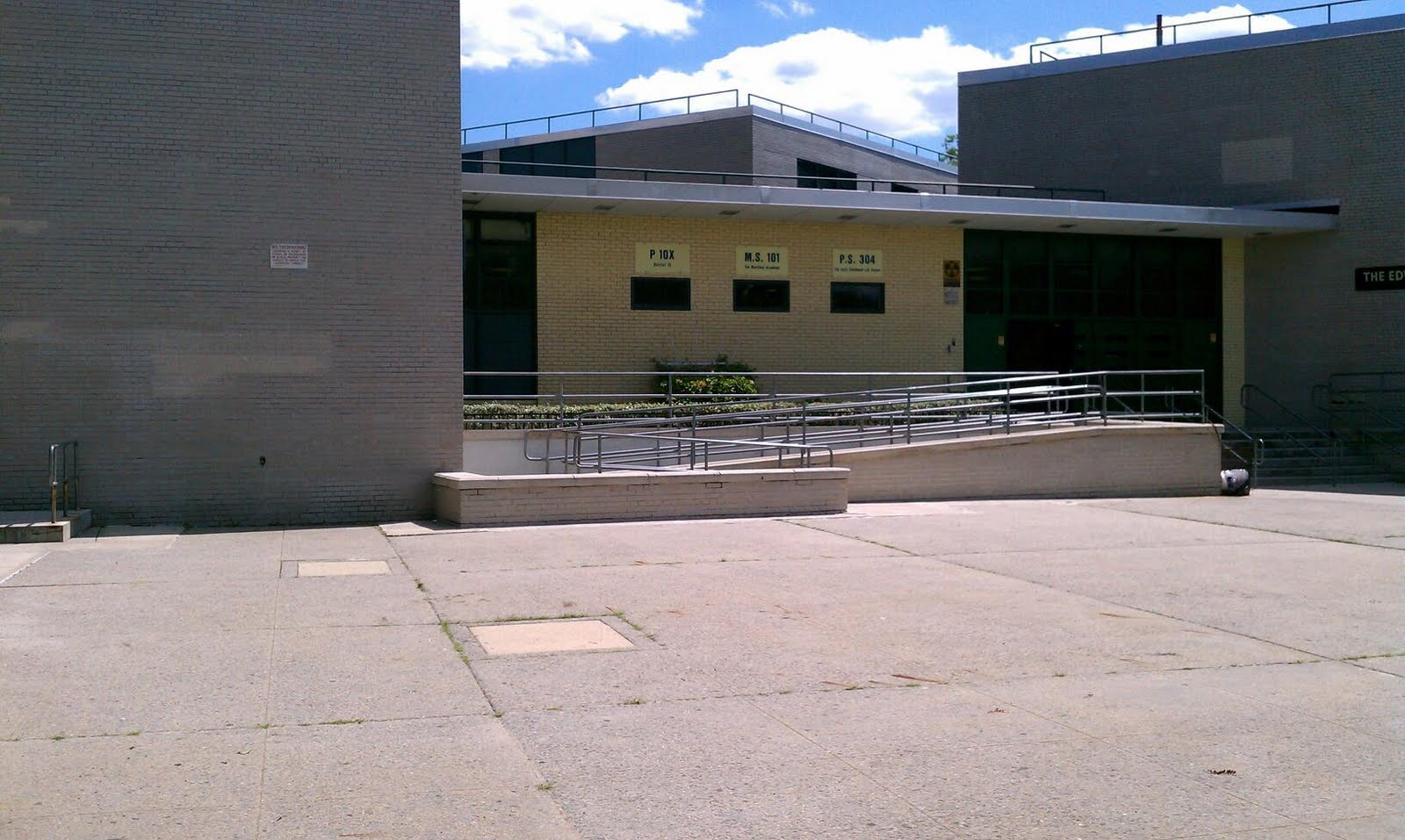 Photo of P10x in Bronx City, New York, United States - 1 Picture of Point of interest, Establishment, School