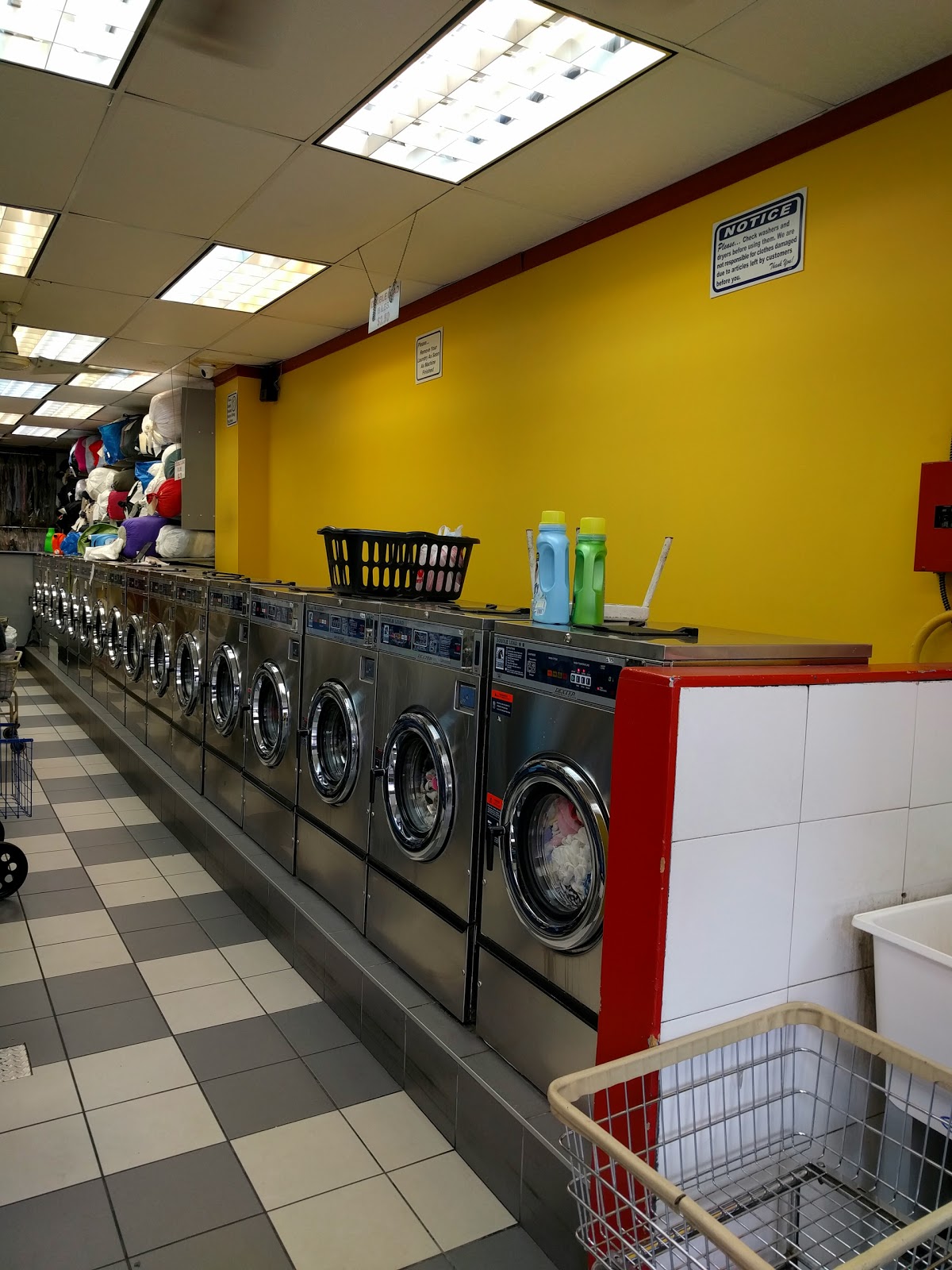 Photo of Clothespin Laundromat in New York City, New York, United States - 2 Picture of Point of interest, Establishment, Laundry