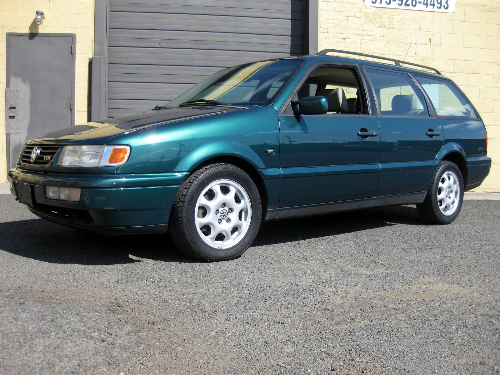 Photo of Left Lane Cars in Irvington City, New Jersey, United States - 2 Picture of Point of interest, Establishment, Car repair