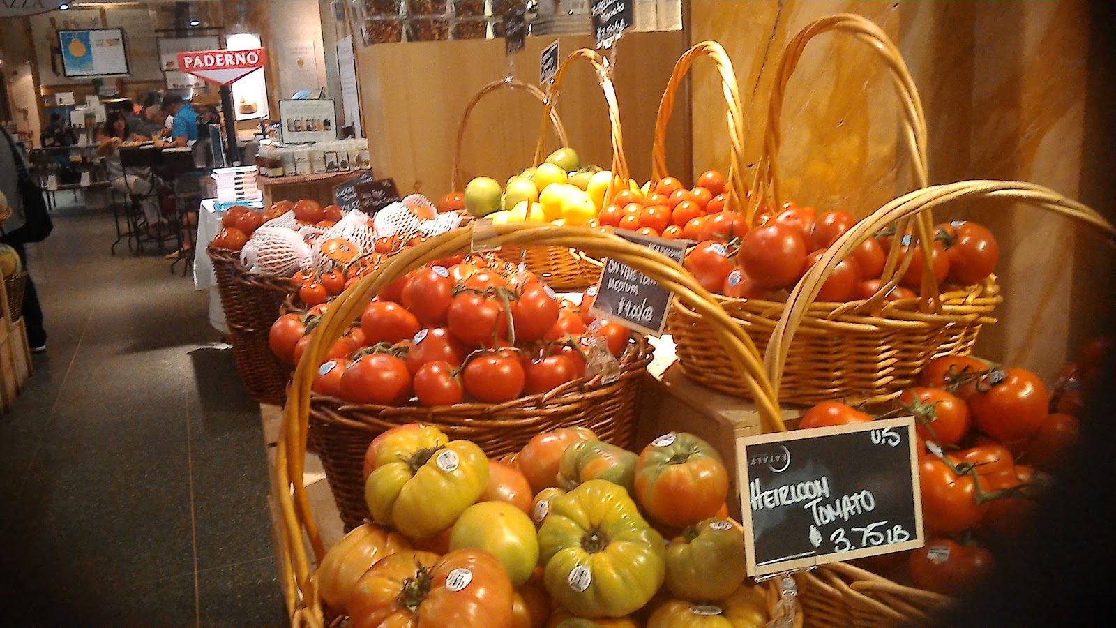 Photo of Eataly in New York City, New York, United States - 5 Picture of Restaurant, Food, Point of interest, Establishment, Store, Grocery or supermarket