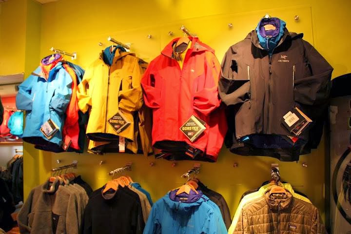 Photo of Outro | Official Dealer of North Face, Patagonia, Arcteryx, Zaggora in Fort Lee City, New Jersey, United States - 3 Picture of Point of interest, Establishment, Store, Clothing store