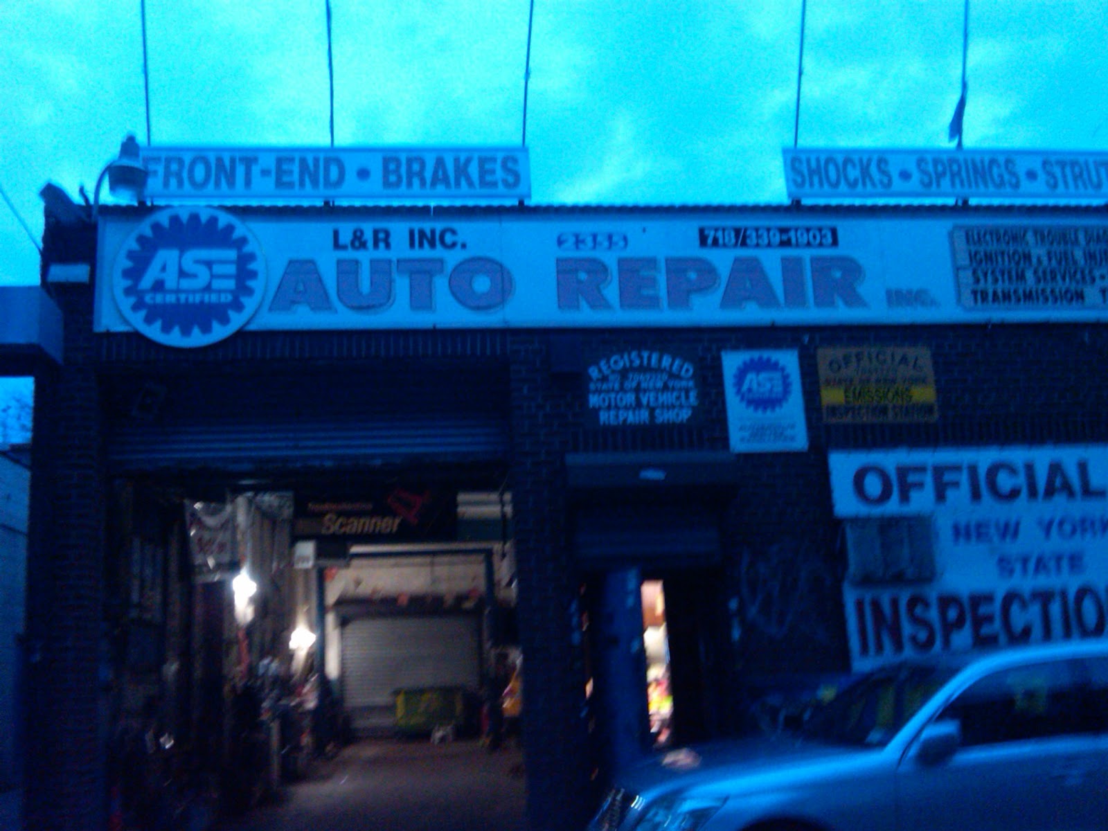 Photo of L & R Auto Inc in Brooklyn City, New York, United States - 2 Picture of Point of interest, Establishment, Car repair