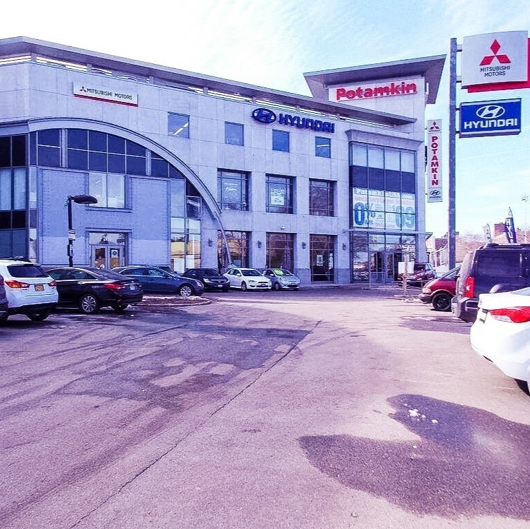 Photo of Potamkin Hyundai in New York City, New York, United States - 2 Picture of Point of interest, Establishment, Car dealer, Store