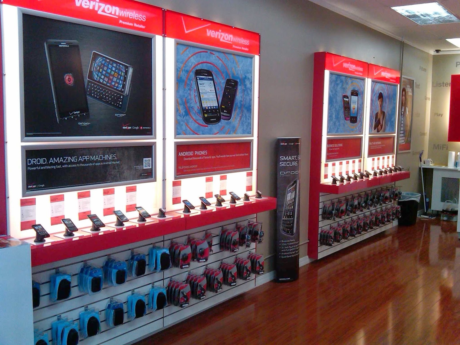 Photo of Verizon Wireless in Brooklyn City, New York, United States - 6 Picture of Point of interest, Establishment, Store