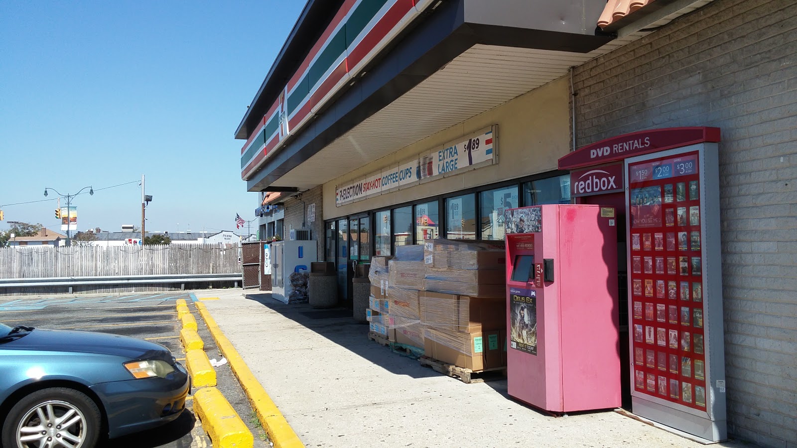 Photo of Redbox in Long Beach City, New York, United States - 1 Picture of Point of interest, Establishment, Store