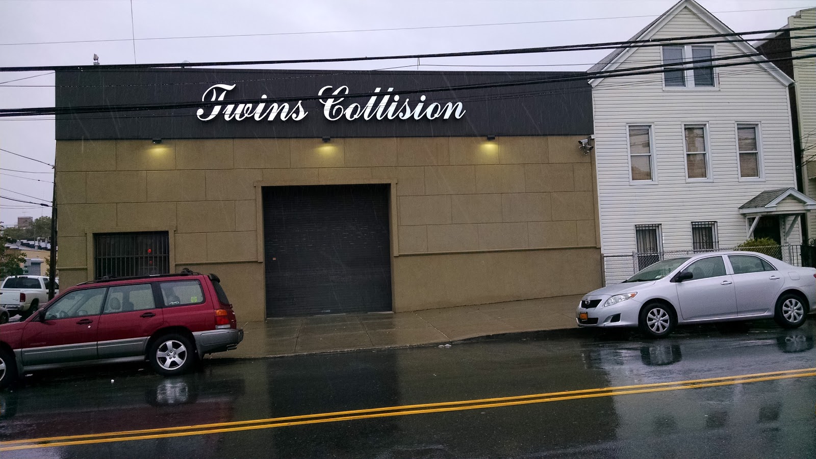 Photo of Twins Collision Inc in Long Island City, New York, United States - 2 Picture of Point of interest, Establishment, Car repair