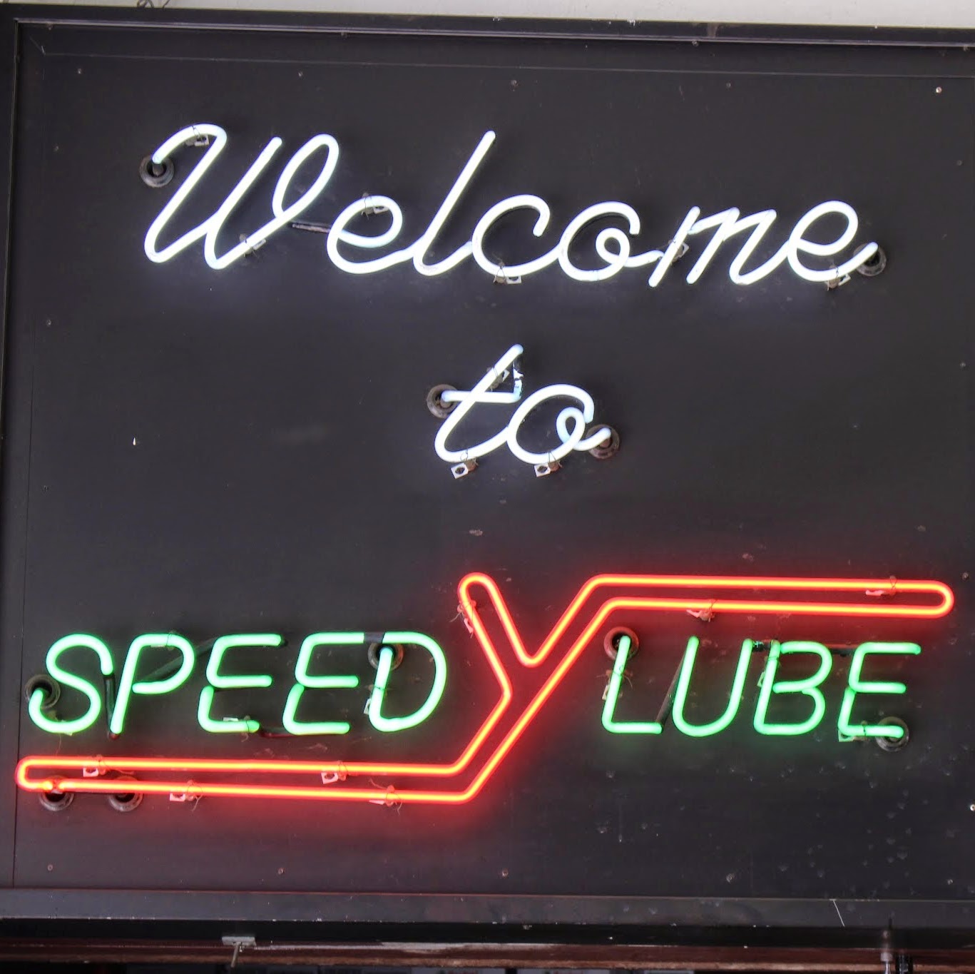 Photo of Speedy Lube & Car Wash in Bronx City, New York, United States - 1 Picture of Point of interest, Establishment, Car repair, Car wash