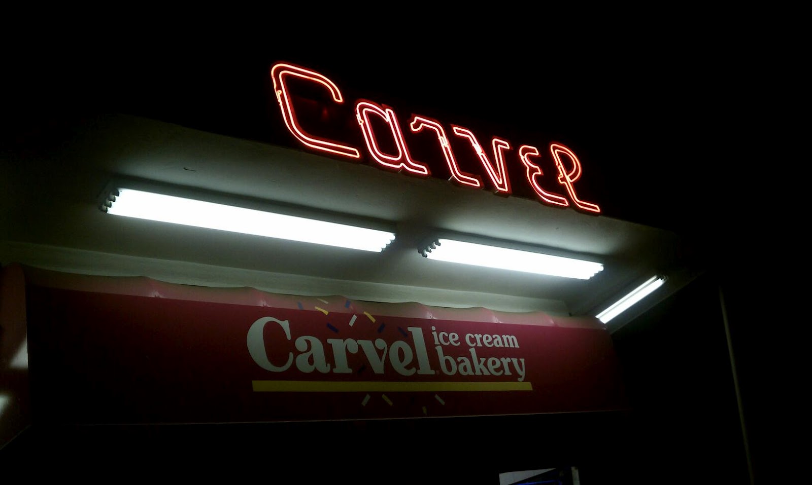 Photo of Carvel Ice Cream in West Hempstead City, New York, United States - 2 Picture of Food, Point of interest, Establishment, Store, Bakery