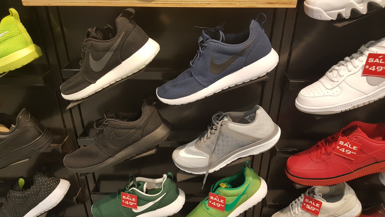 Photo of Foot Locker in Bronx City, New York, United States - 1 Picture of Point of interest, Establishment, Store, Clothing store, Shoe store