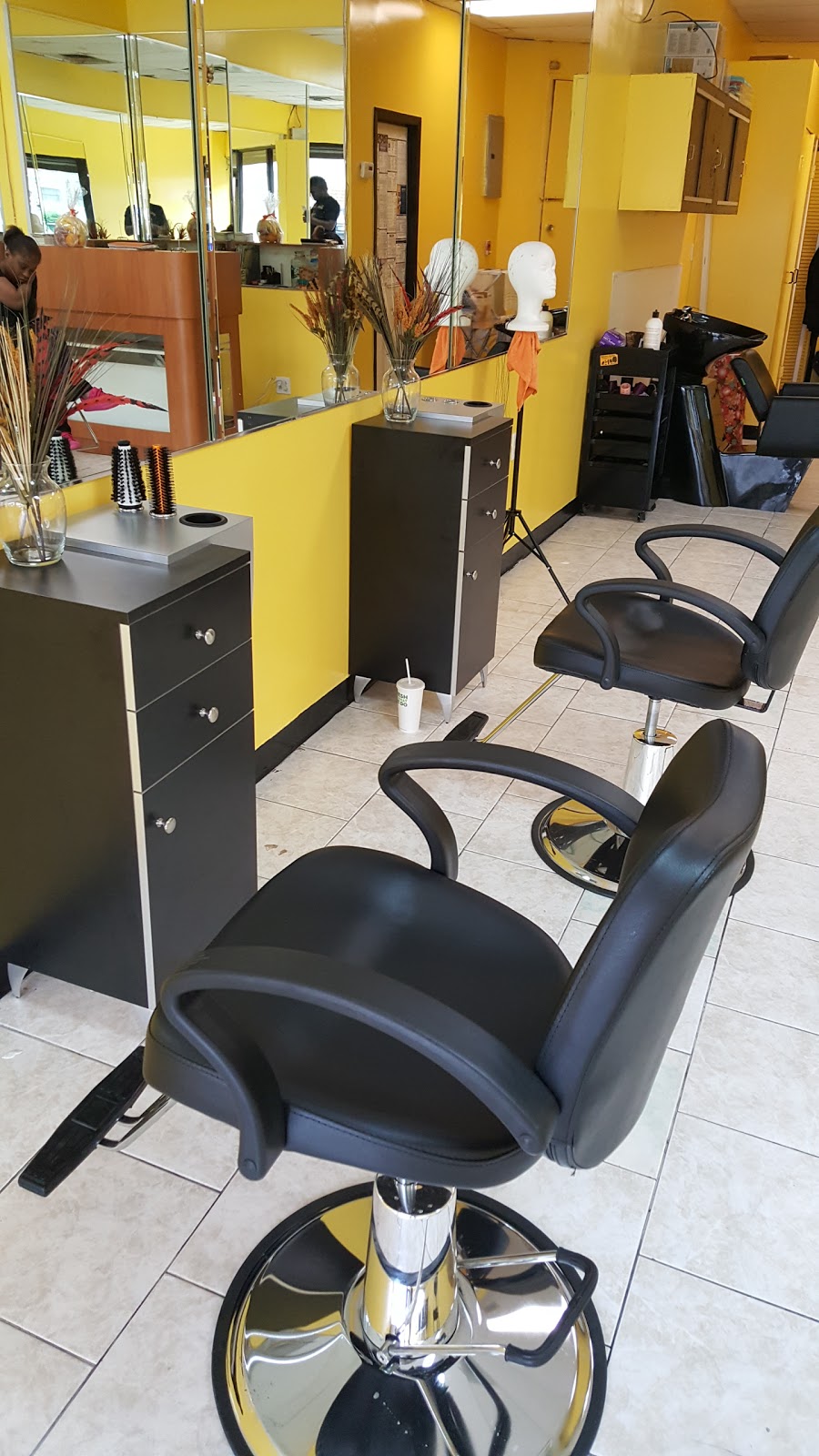 Photo of Cloud Nine Beauty Salon in Bronx City, New York, United States - 2 Picture of Point of interest, Establishment, Beauty salon